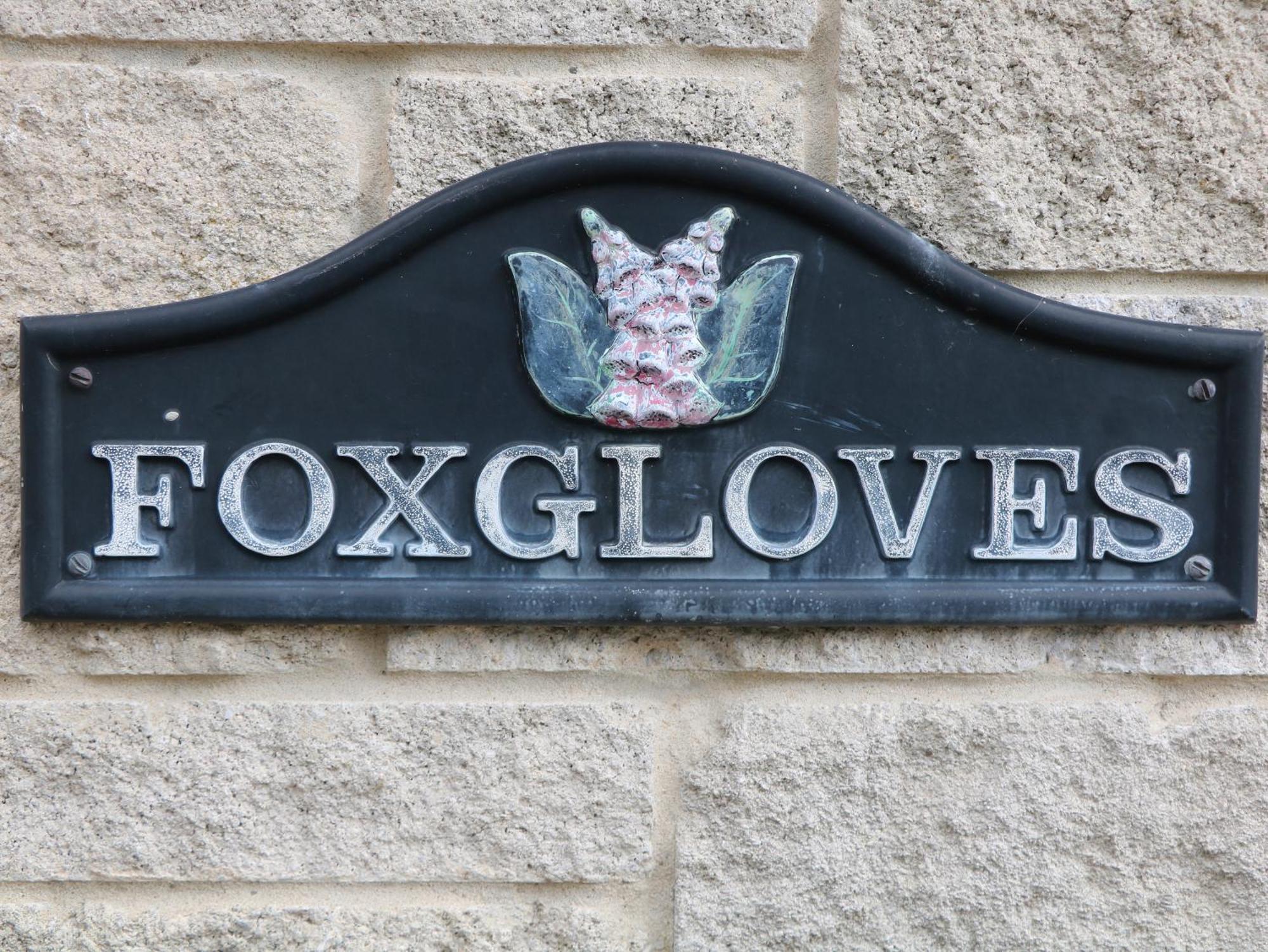 Foxgloves Castleton  Exterior photo